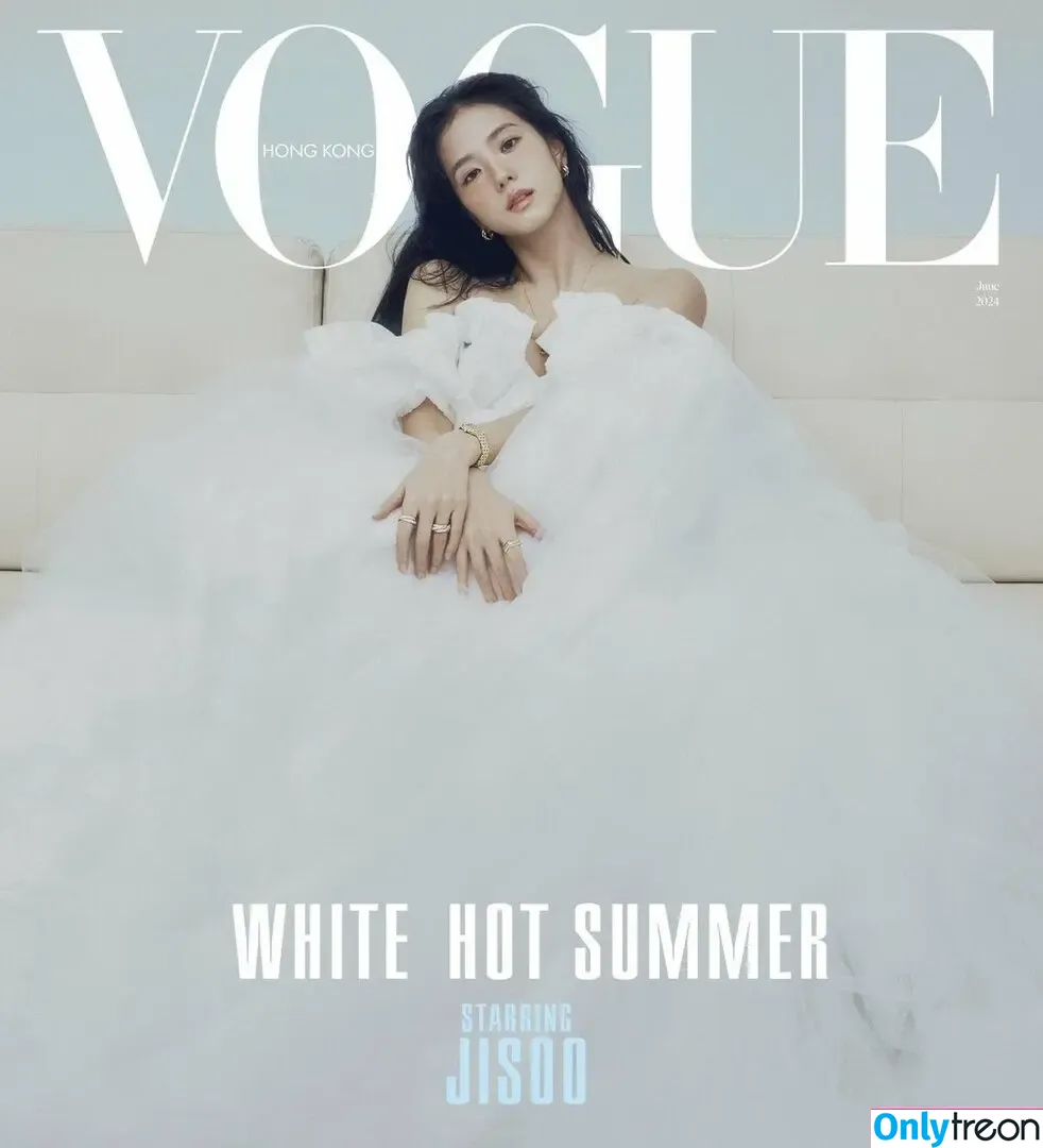 Jisoo nude photo #0621 (BLACKPINK / qenshizu / sooyaaa__)