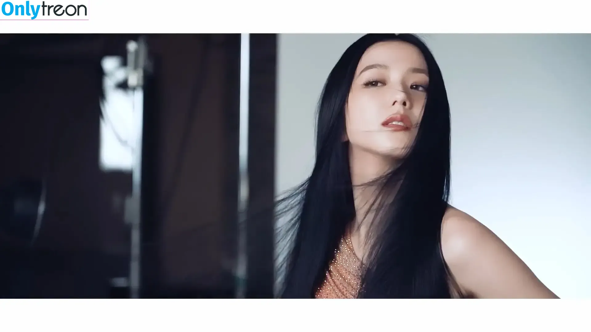 Jisoo nude photo #0658 (BLACKPINK / qenshizu / sooyaaa__)
