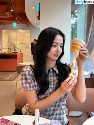 Jisoo / BLACKPINK / qenshizu / sooyaaa__ nude photo #1485