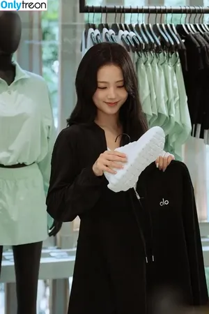 Jisoo / BLACKPINK / qenshizu / sooyaaa__ nude photo #1499