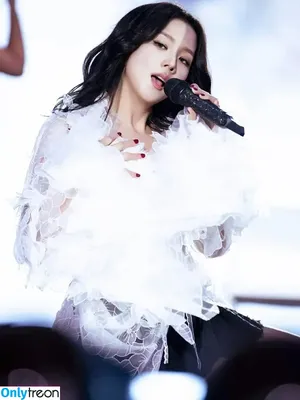 Jisoo / BLACKPINK / qenshizu / sooyaaa__ nude photo #1631
