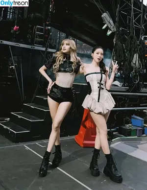 Jisoo / BLACKPINK / qenshizu / sooyaaa__ nude photo #1659