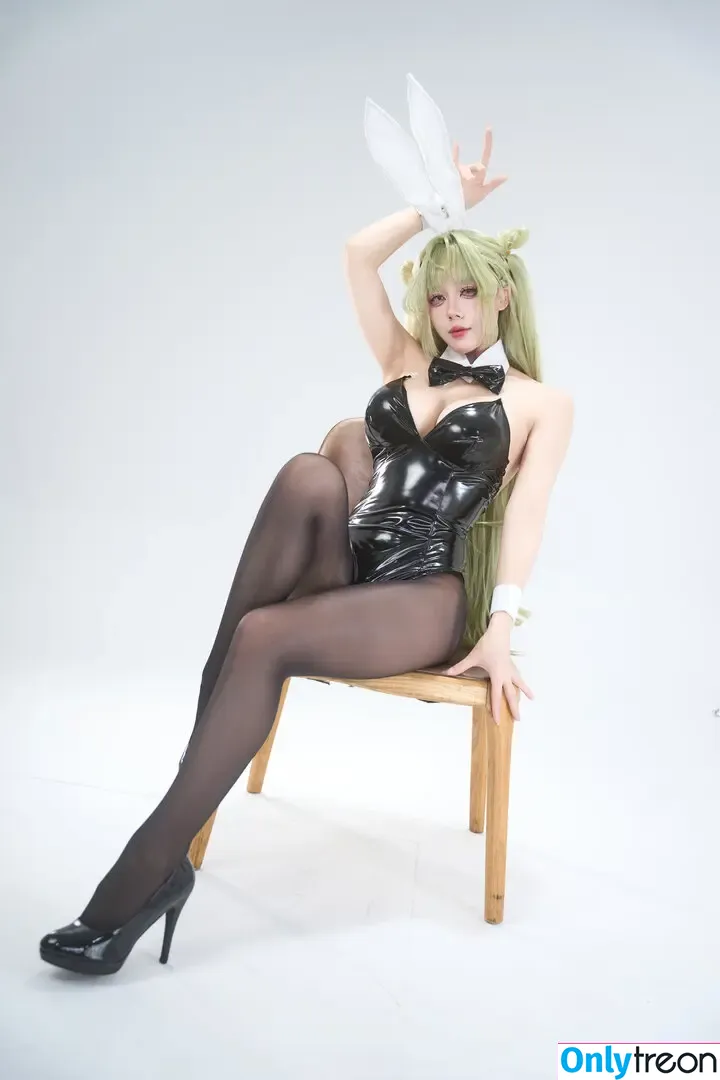 Jiu Yan nude photo #1102 (Ah Jiu / ajiuconbugugu / nine words 九言 / xinyi.weng)