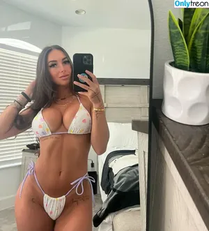 Jjjjennaa nude photo #0006