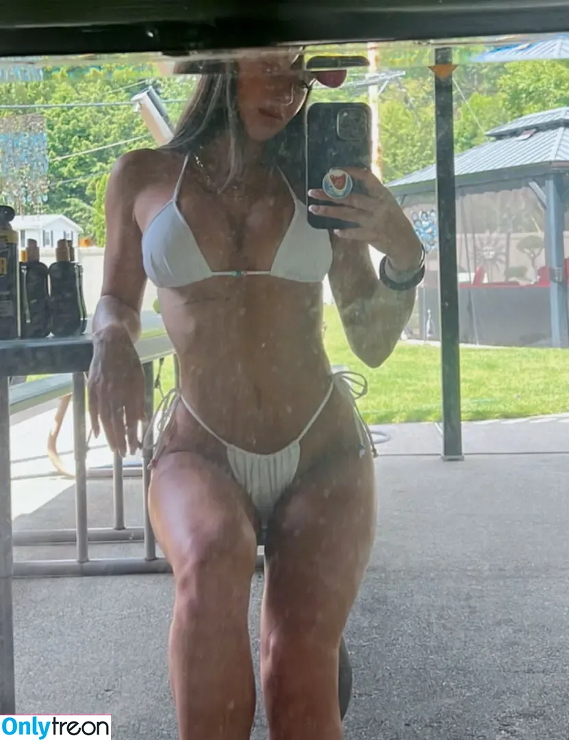 Jjjjennaa nude photo #0033 (Jjjjennaa)