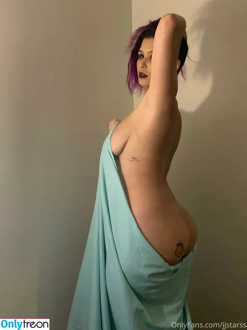 jjstarss nude photo #0031 (jjstarss)
