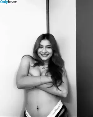 Jjuvzzz / Juveeriaa / Juveria nude photo #0013