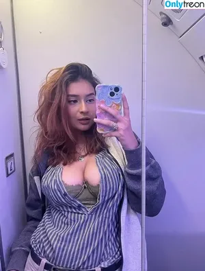 Jjuvzzz / Juveeriaa / Juveria nude photo #0026