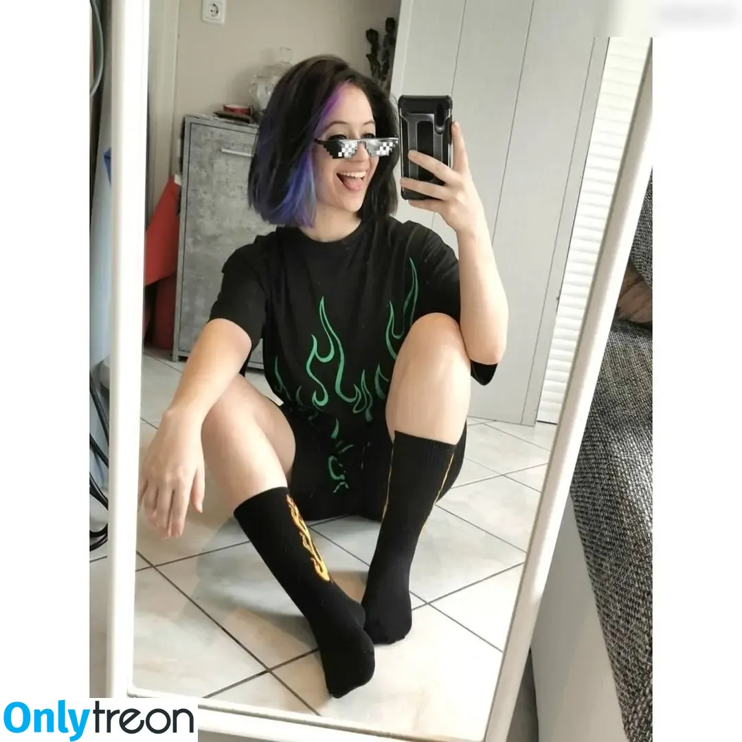 Joana Headbang nude photo #0001 (psyjoye)