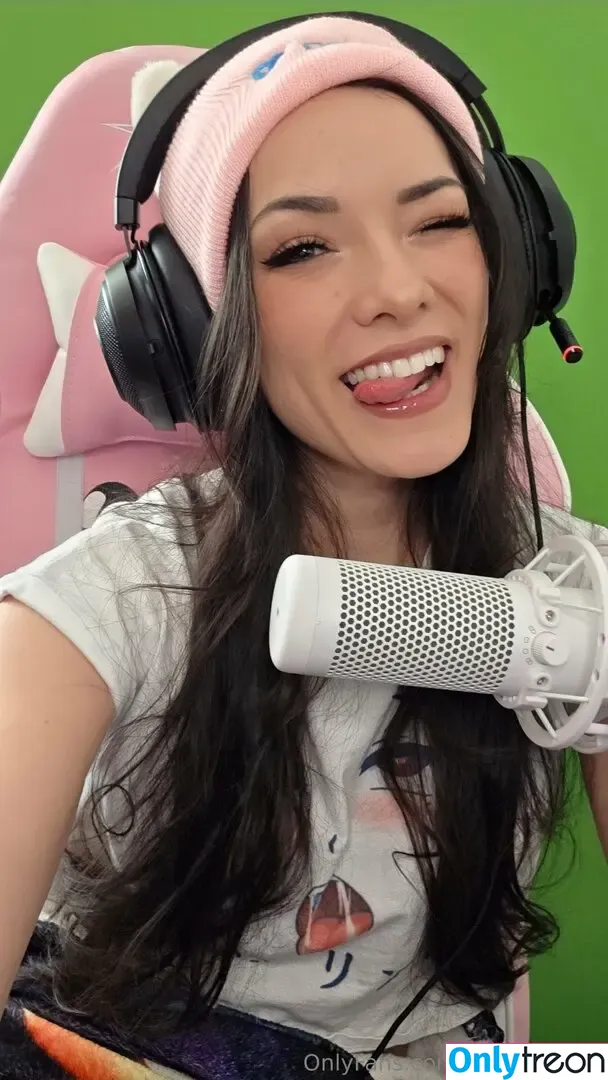 joaniebrosas nude photo #0042 (joaniebrosas)