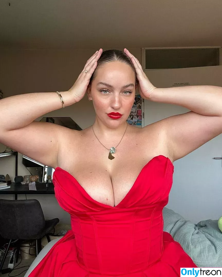 Joann Van Den Herik nude photo #0105 (Joannvdherik)