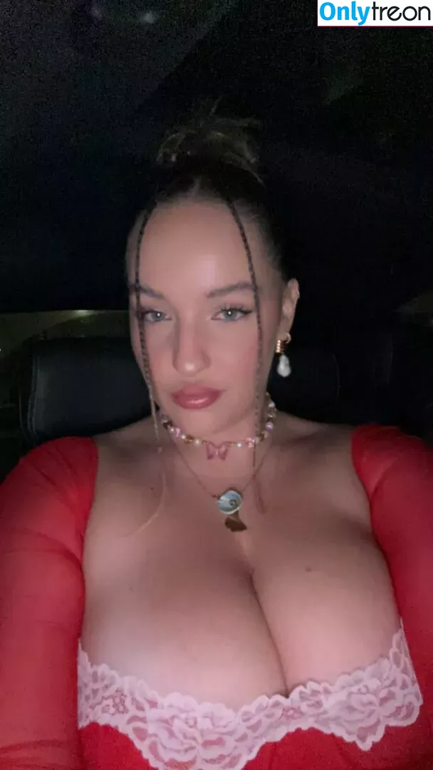 Joann Van Den Herik nude photo #0211 (Joannvdherik)