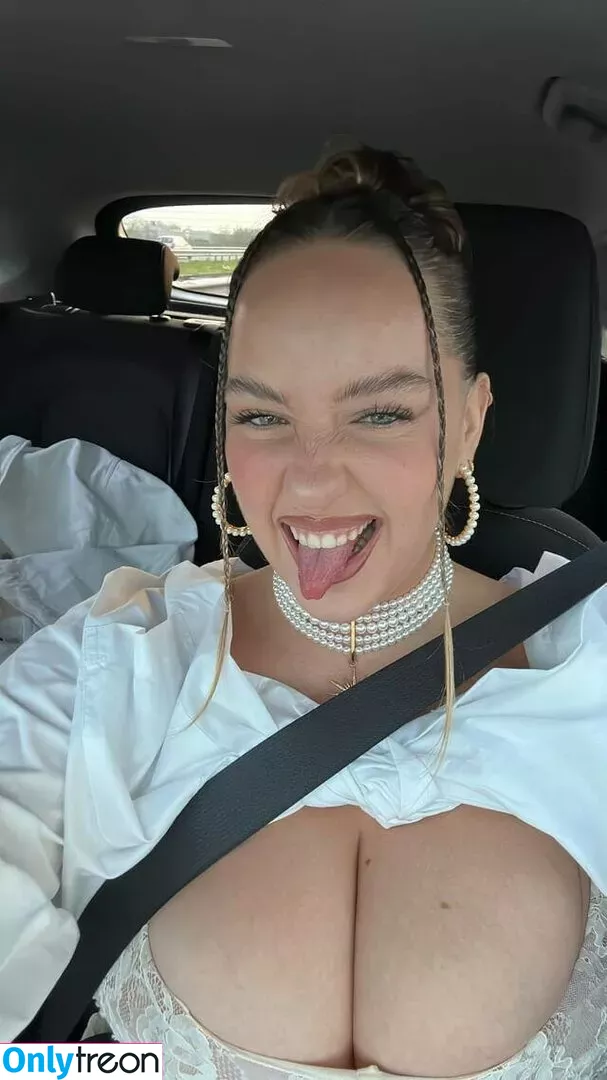 Joann Van Den Herik nude photo #0312 (Joannvdherik)