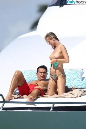 Joanna Krupa / joannakrupa nude photo #0458