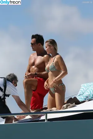 Joanna Krupa / joannakrupa nude photo #0481