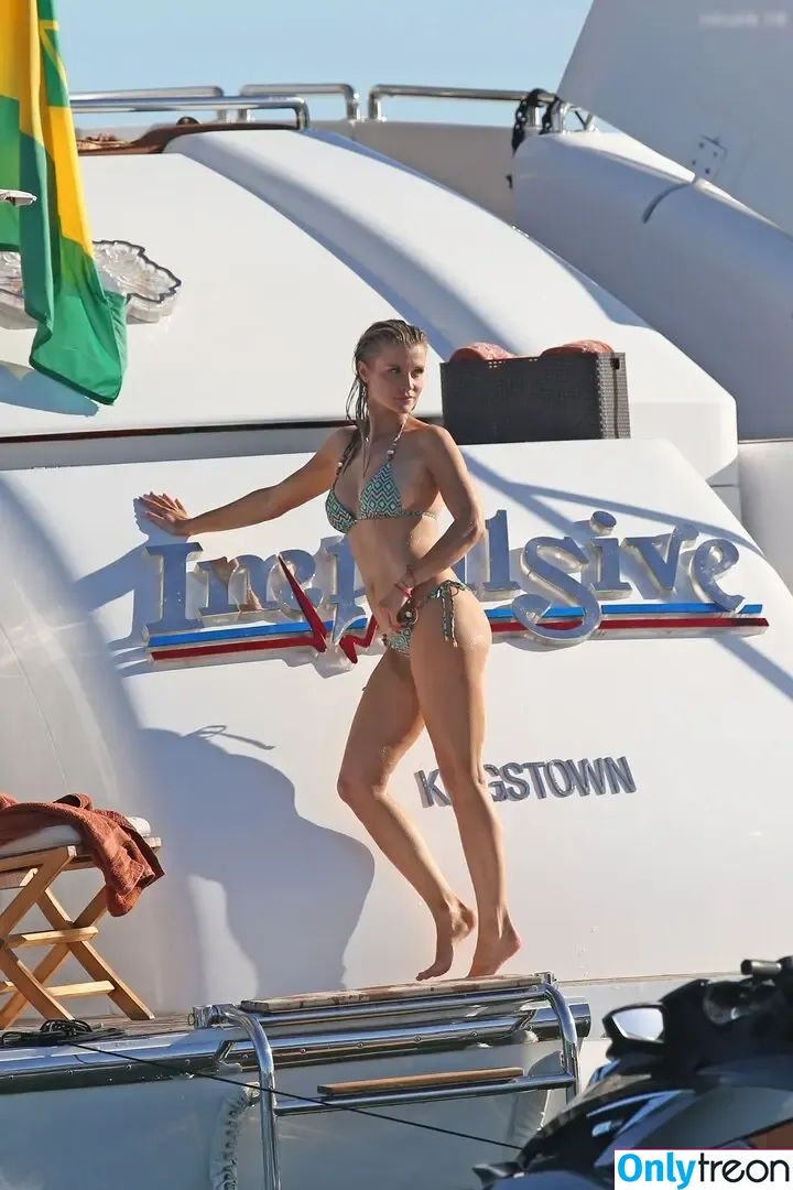 Joanna Krupa nude photo #0464 (joannakrupa)