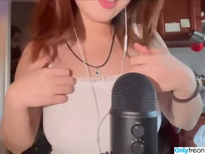 Jobobie ASMR / jobobieasmr333 nude photo #0012