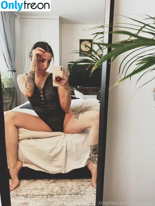 Jodie Calussi nude photo #0010 (jodiecalussi)