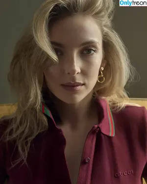 Jodie Comer / jodiemcomer nude photo #0409