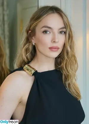 Jodie Comer / jodiemcomer nude photo #0426