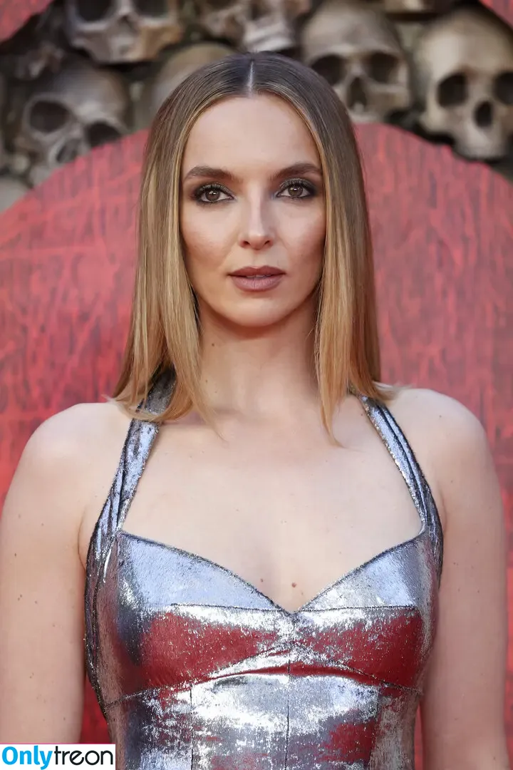 Jodie Comer nude photo #0463 (jodiemcomer)