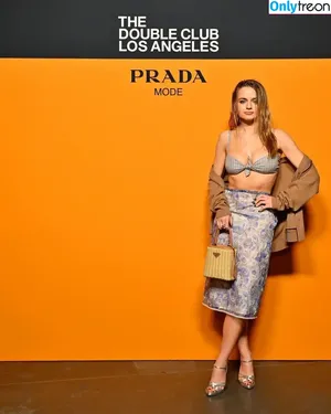 joey_king / iam_jaygarcia / joeyking nude photo #0274