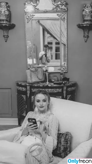 joey_king / iam_jaygarcia / joeyking nude photo #0874