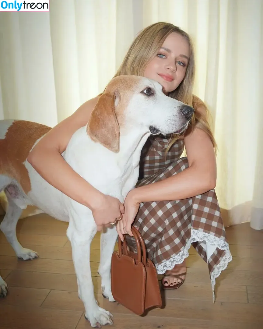 joey_king nude photo #0512 (iam_jaygarcia / joeyking)