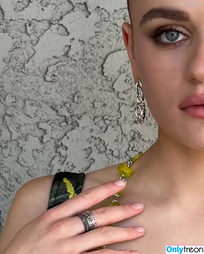 joey_king nude photo #0650 (iam_jaygarcia / joeyking)