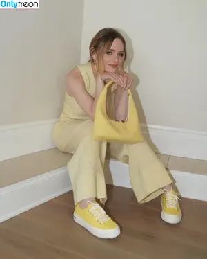 joey_king / iam_jaygarcia / joeyking nude photo #1051