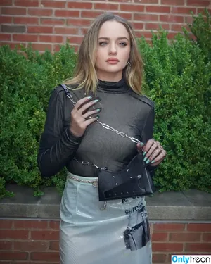 joey_king / iam_jaygarcia / joeyking nude photo #1373