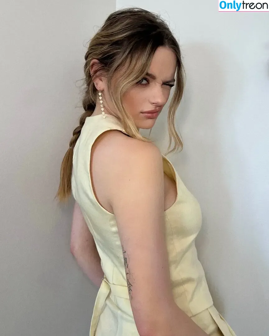 joey_king nude photo #1056 (iam_jaygarcia / joeyking)