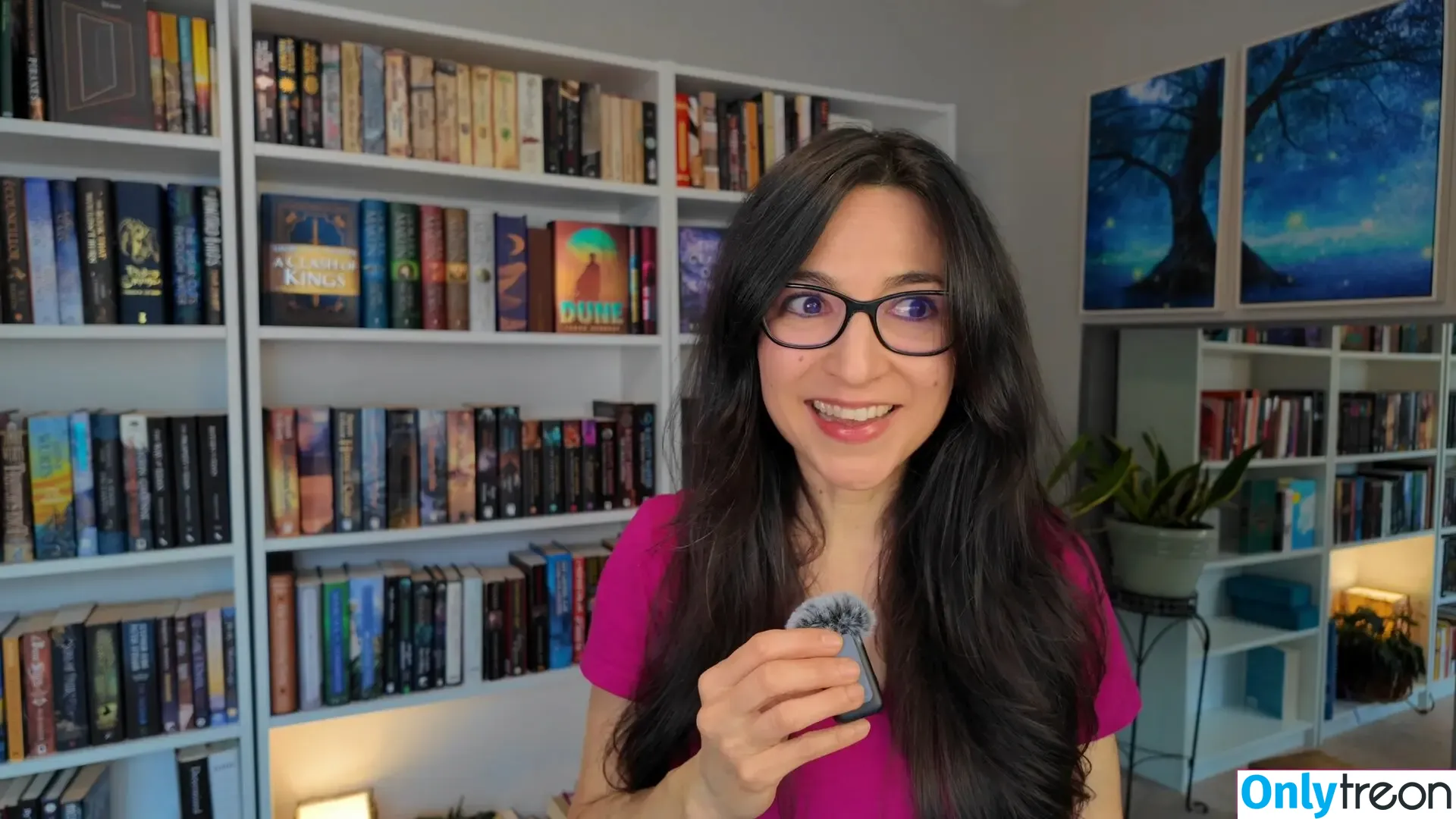 Johanna Reads nude photo #0001 (johanna_whyread)