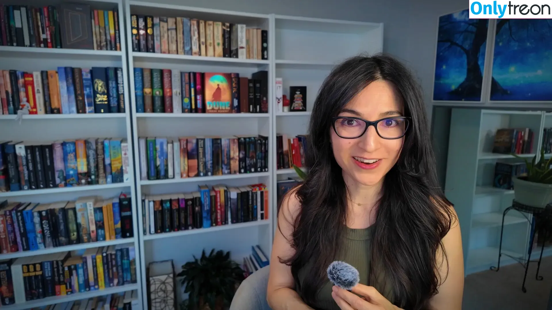 Johanna Reads nude photo #0002 (johanna_whyread)