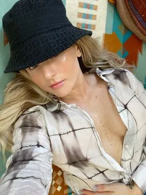 Jojo Levesque / iamjojo nude photo #0075