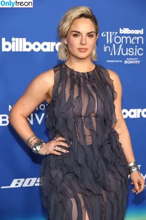 Jojo Levesque / iamjojo nude photo #0394