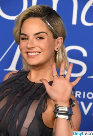 Jojo Levesque / iamjojo nude photo #0413