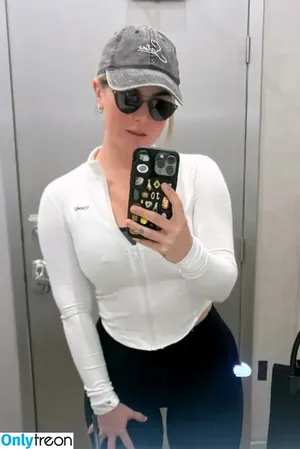 Jojo Levesque / iamjojo nude photo #0482
