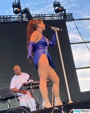 Jojo Levesque / iamjojo nude photo #0500