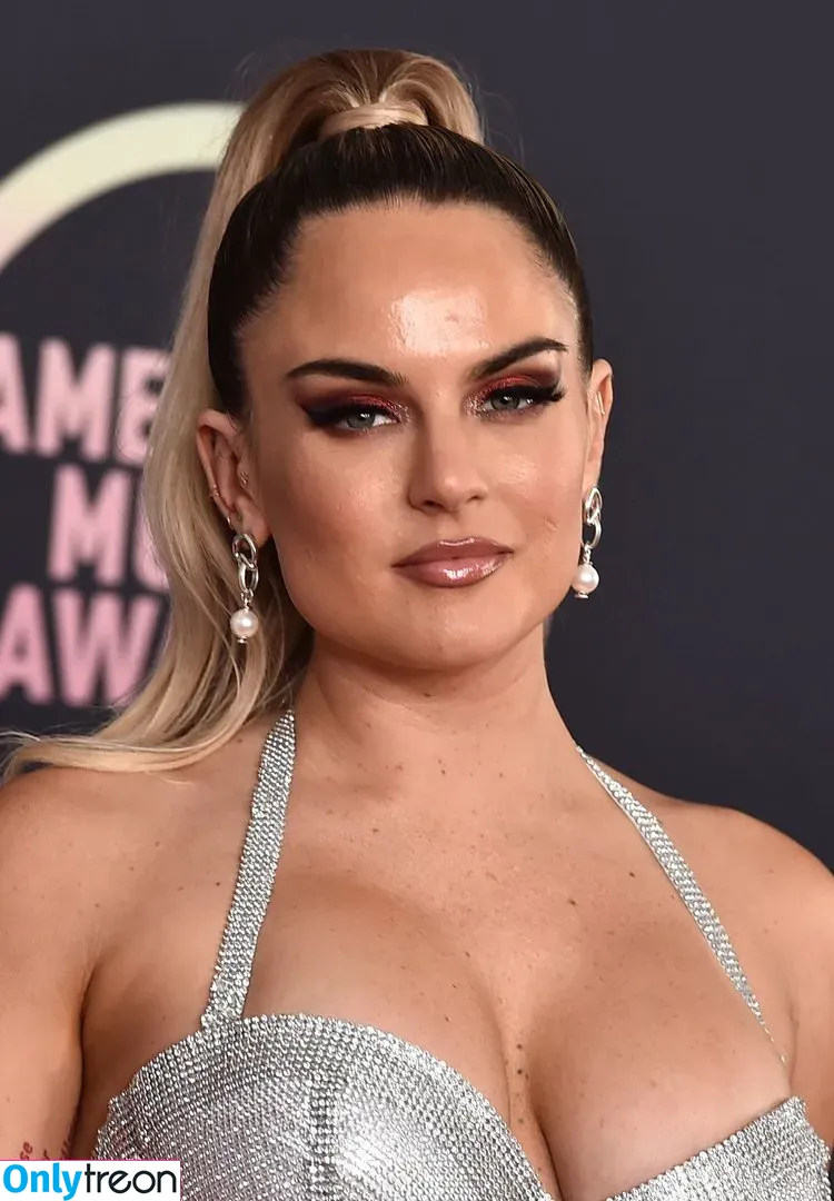 Jojo Levesque nude photo #0064 (iamjojo)