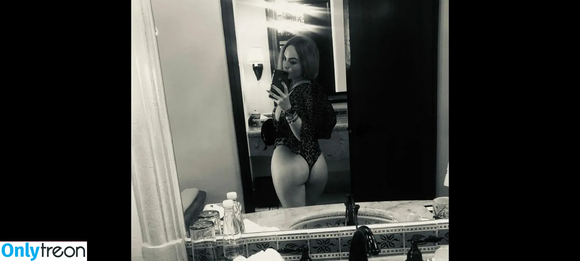 Jojo Levesque nude photo #0149 (iamjojo)