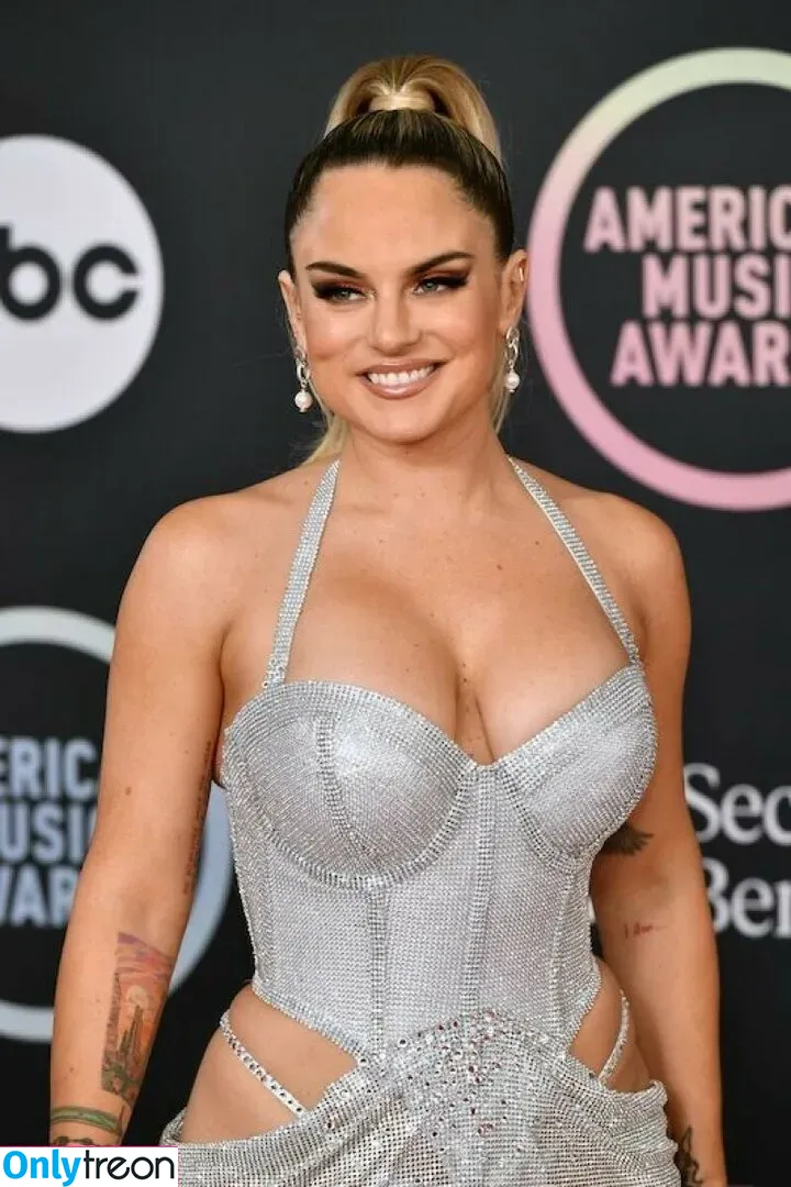 Jojo Levesque nude photo #0287 (iamjojo)
