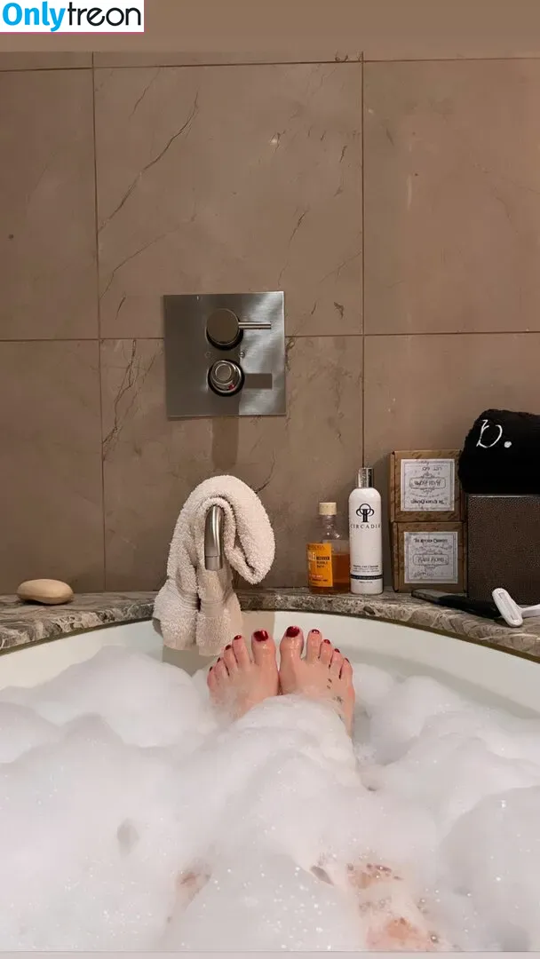 Jojo Levesque nude photo #0311 (iamjojo)