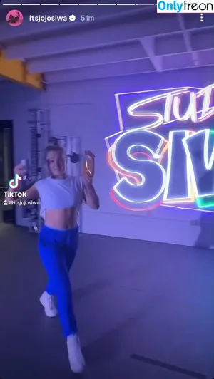 Jojo Siwa / anyuser / itsjojosiwa / jojocutie nude photo #0193