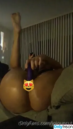 jojouncut / jojouncutyadig nude photo #0001
