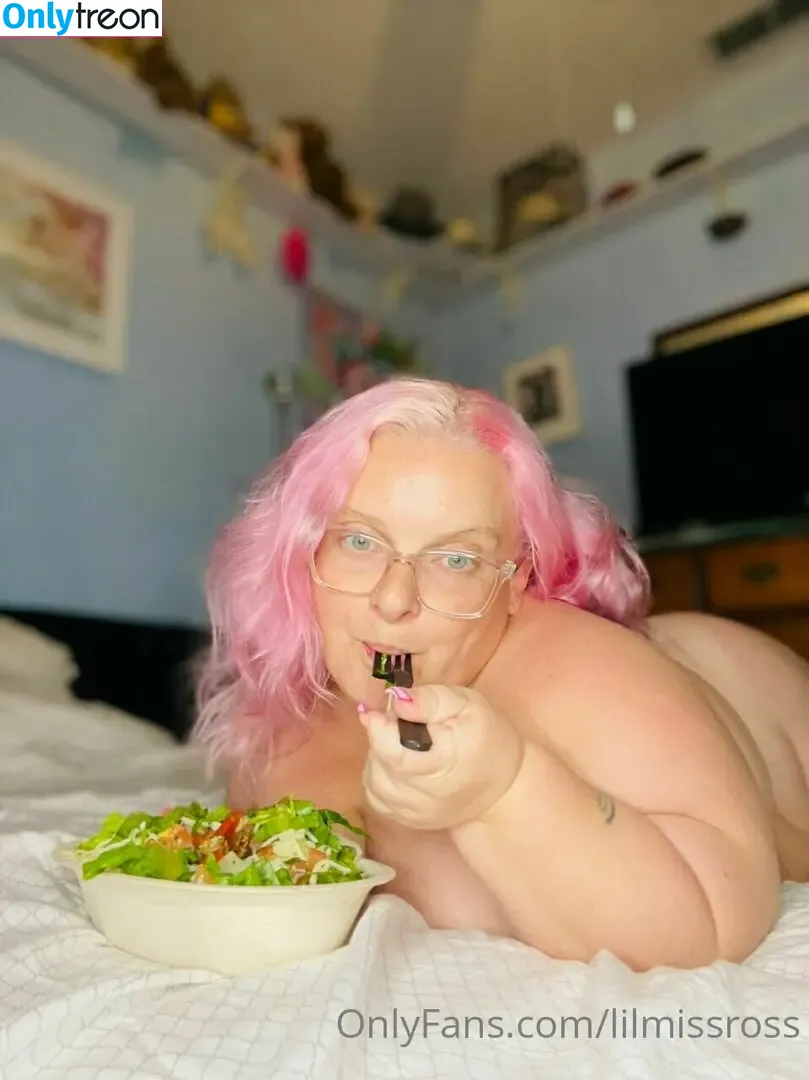Jonna Ross nude photo #0003 (lilmissross / lilmissross7)