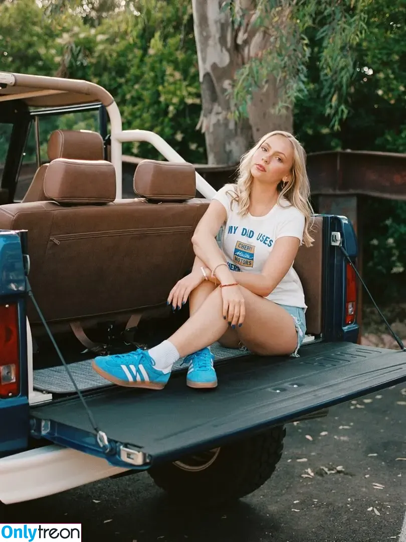 Jordyn Jones nude photo #0994 (jordylee.jones / jordynjones)