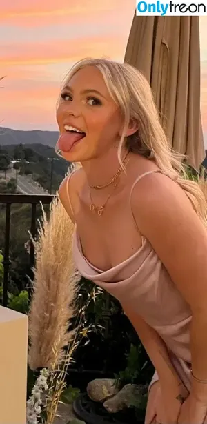 Jordyn Jones / jordylee.jones / jordynjones nude photo #1087
