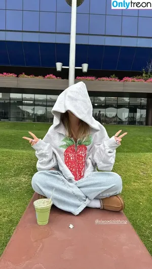 Jordyn Jones / jordylee.jones / jordynjones nude photo #1093