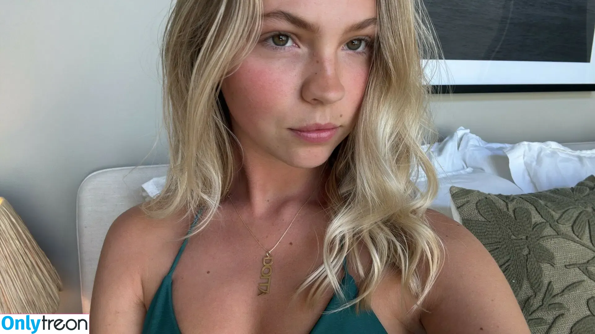 Jordyn Jones nude photo #1032 (jordylee.jones / jordynjones)